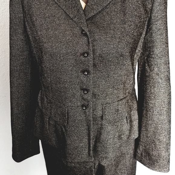 Anne Taylor size 6 Charcoal Gray Suit - Picture 3 of 7